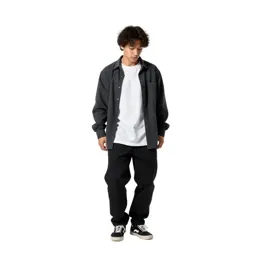 Breakdancer freezing a pose