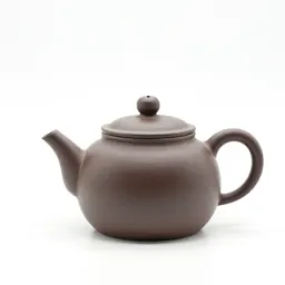 Teapot with an infuser