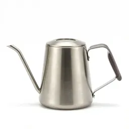 Retro-futuristic travel kettle