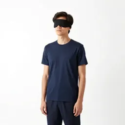 Oracle with blindfolded eyes
