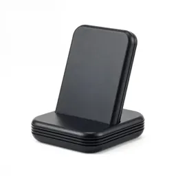 Stackable phone dock