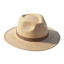 Wide-brim felt hat