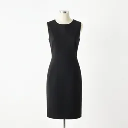 Minimalist dress