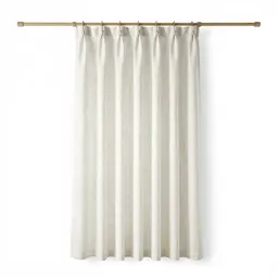 Minimalist curtain