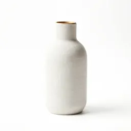 Minimalist vase