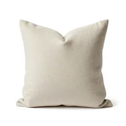 Linen cushion with a knife edge