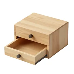 Jewellery box with a lift-out tray