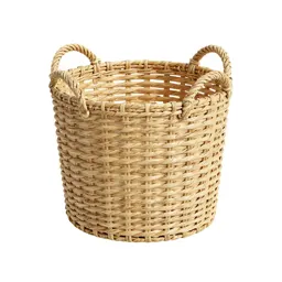 Laundry basket in seagrass