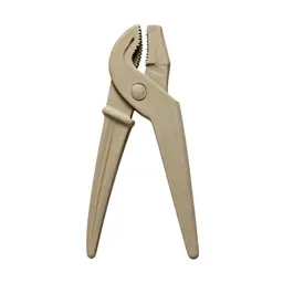 Bolt cutter
