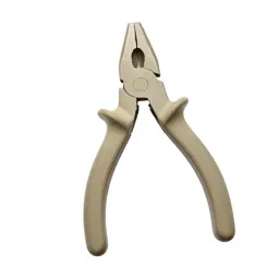 Pair of locking pliers