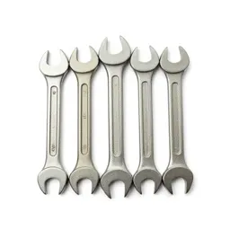 Tool roll of wrenches