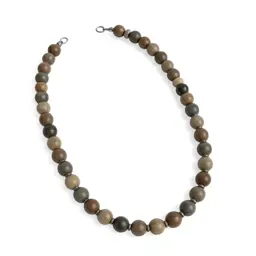 Beaded necklace