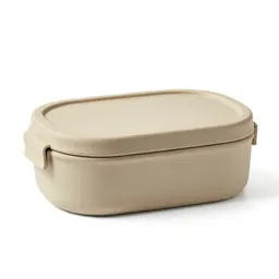 Lunch box with clips