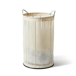 Clothes hamper