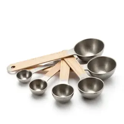 Set of measuring spoons