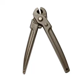 Bolt cutter
