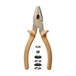Pair of locking pliers