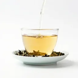 Mint tea poured from height