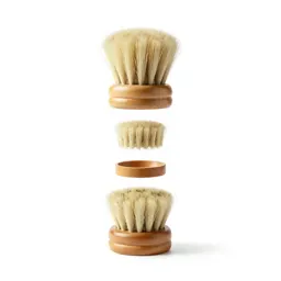 Grooming brush