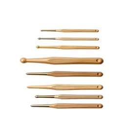 Crochet hook set