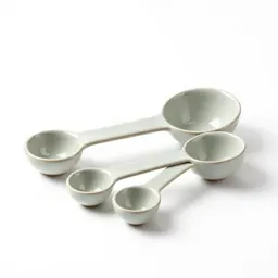Set of measuring spoons