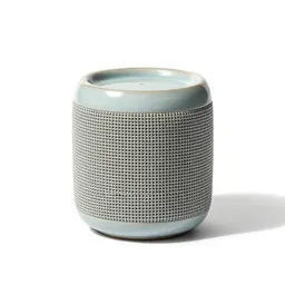 Portable bluetooth speaker