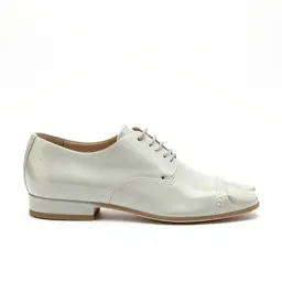 Wing tip