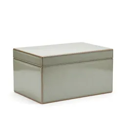 Tea chest