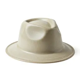 Pith hat