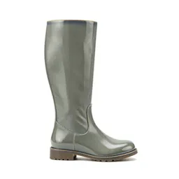 Hip boot
