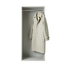 Coat closet