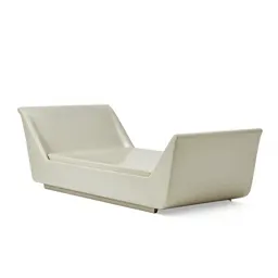 Sleigh bed