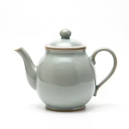 Tea urn