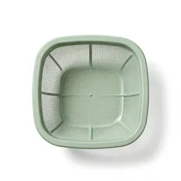 Garden sieve
