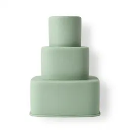 Tiered wedding cake
