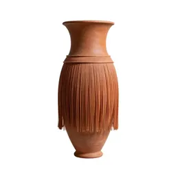 Skirt of tasses