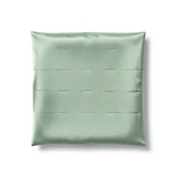 Satin weave