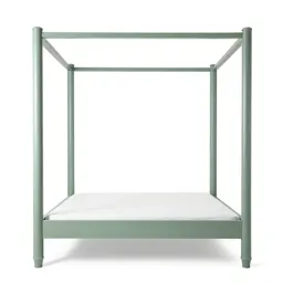 Four-poster