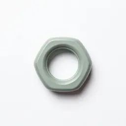 Screw eye
