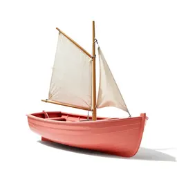 Wooden sailing dinghy