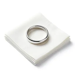 Set of napkins with a ring