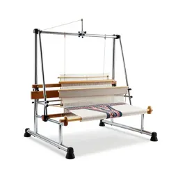 Figure loom