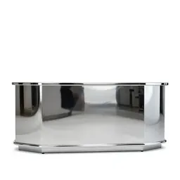 Reception desk
