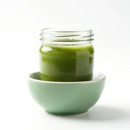 Green smoothie in a jar