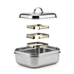 Lunch box with clips