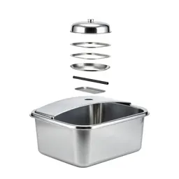 Litter box with a hood