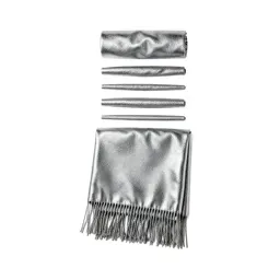 Folded wool throw with fringe
