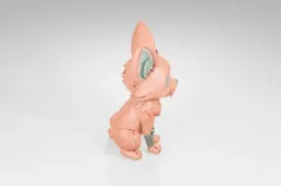 Small figurine of a cat
